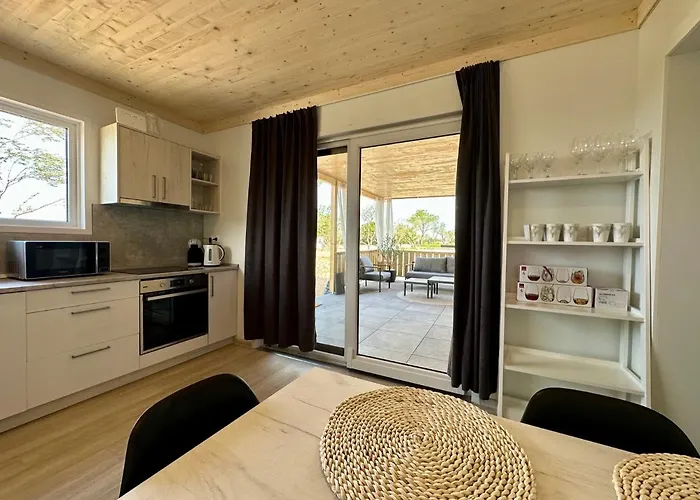 Twins 16 - * Pakoštane