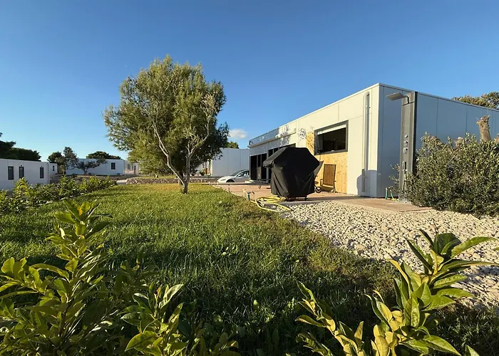 Twins 16 - * Pakoštane